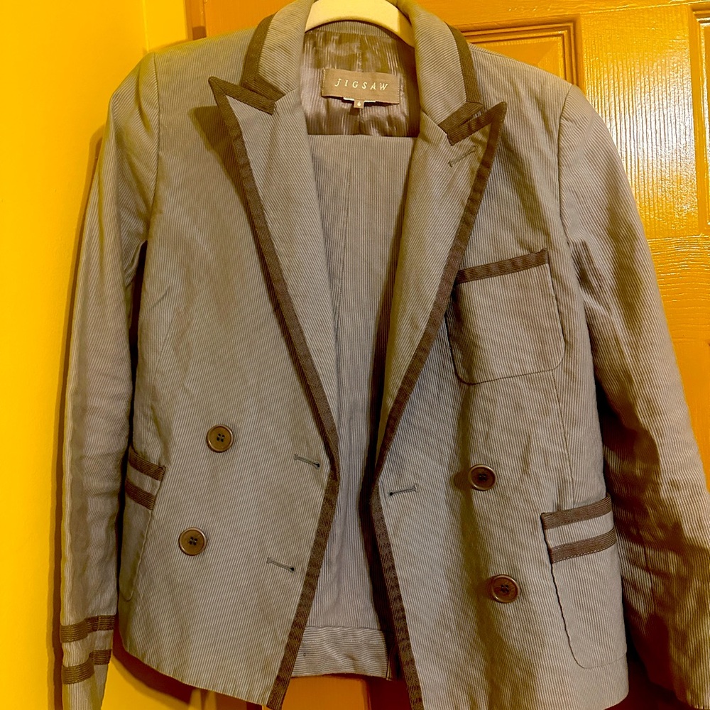 Jigsaw ladies suit